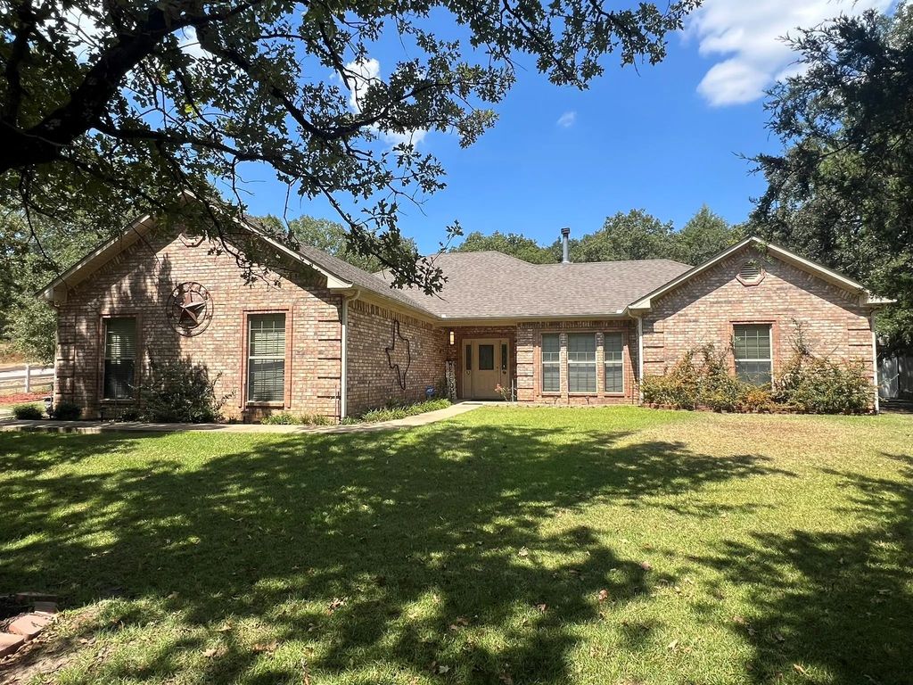 110 Cr 2258, Mineola