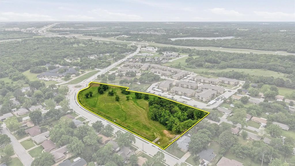 2640 Loy Lake Road, Denison