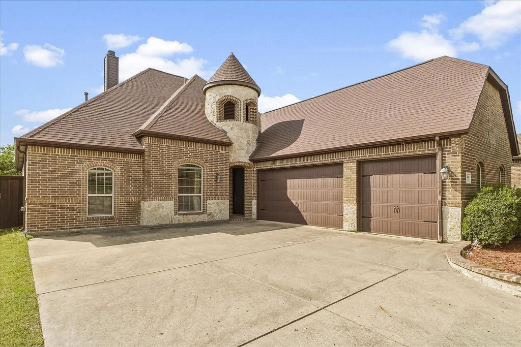 647 Gillon Way, Rockwall