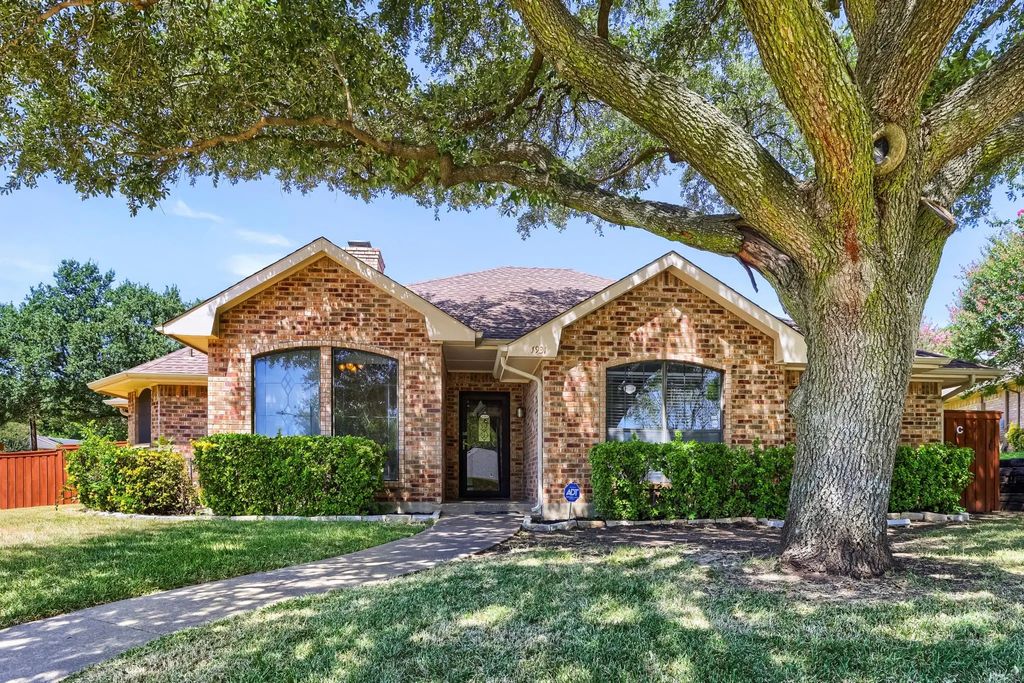 1931 Silver Creek Place, Duncanville