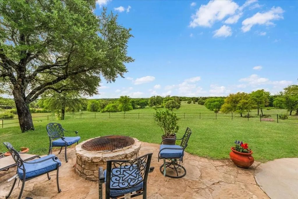 1145 Veal Station Road A, Weatherford