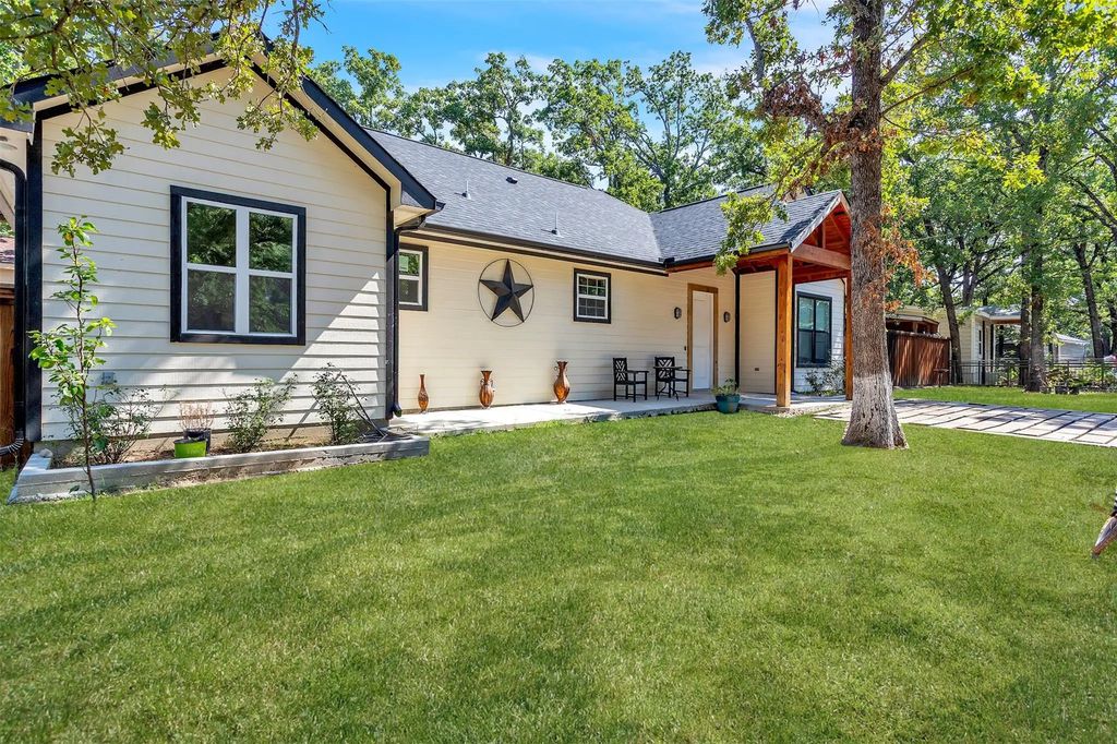 1804 Tammy Street, Hawk Cove