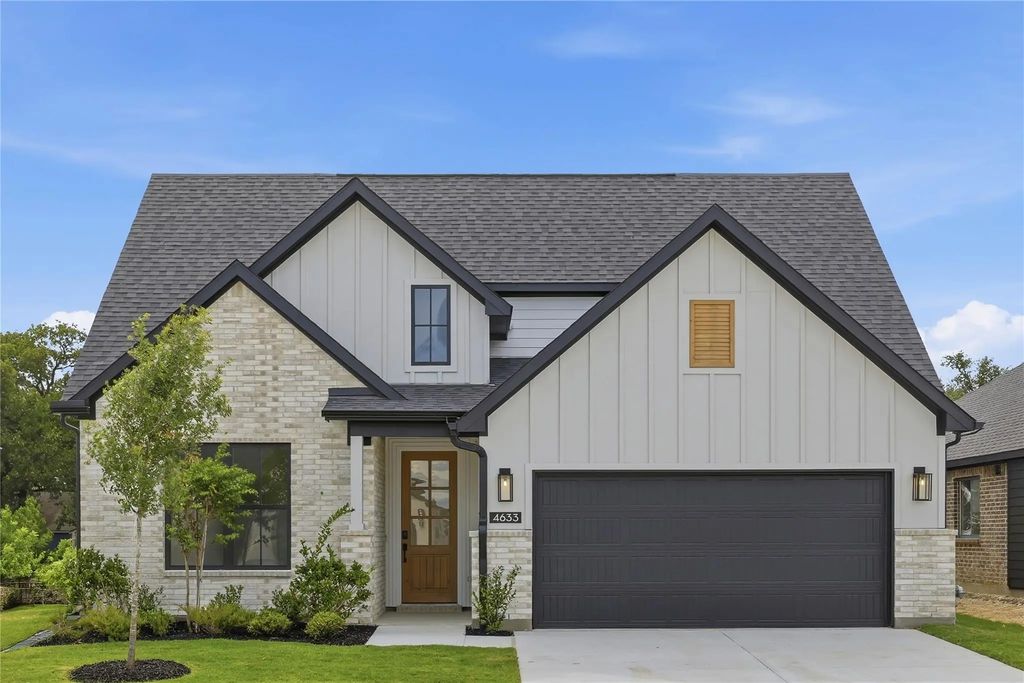 4633 Commack Drive, Fort Worth
