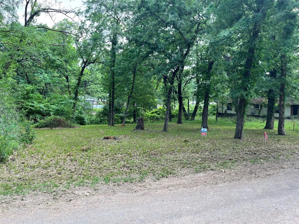 185 Natchez Trail, Mabank