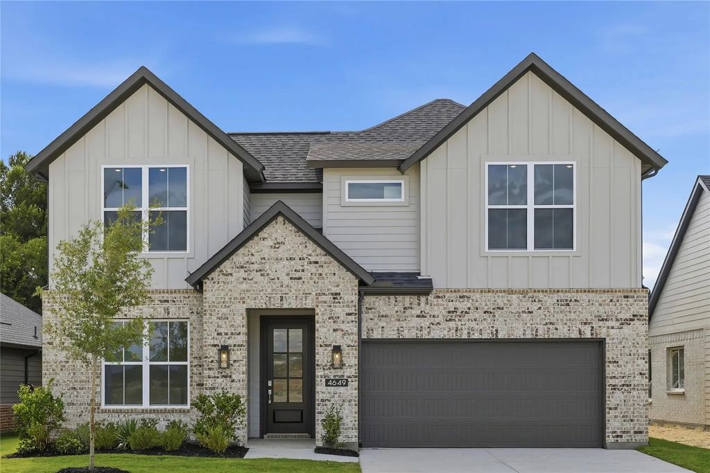 4649 Commack Drive, Fort Worth