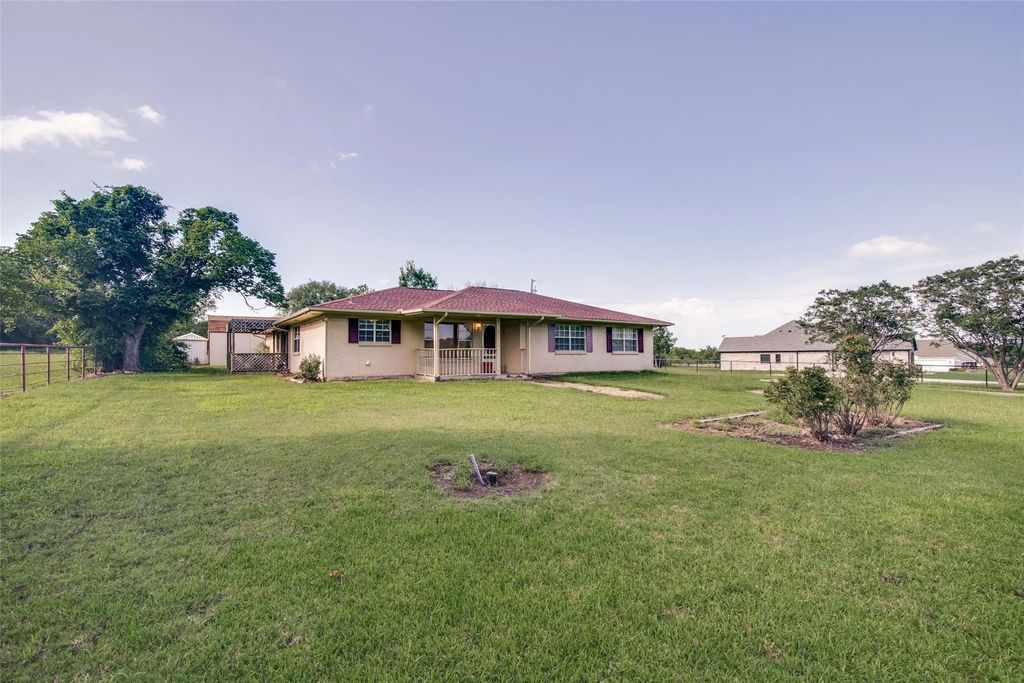 464 Vz County Road 2120, Canton