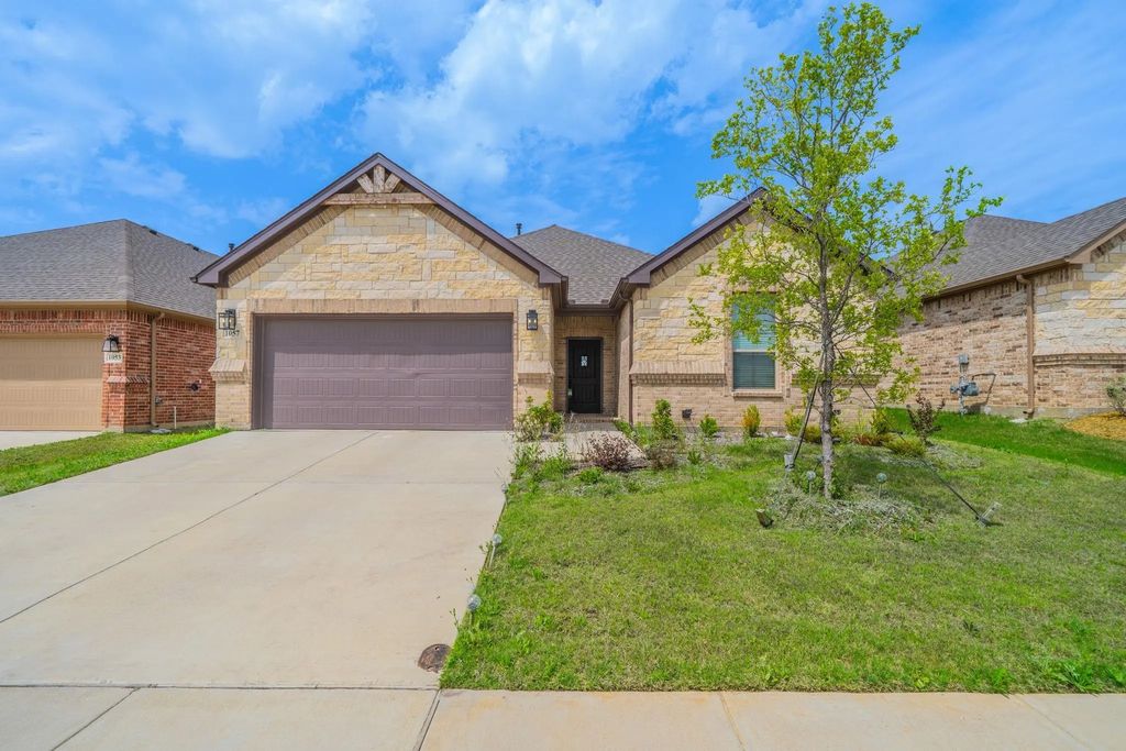 1057 Nighthawk Trail, Alvarado