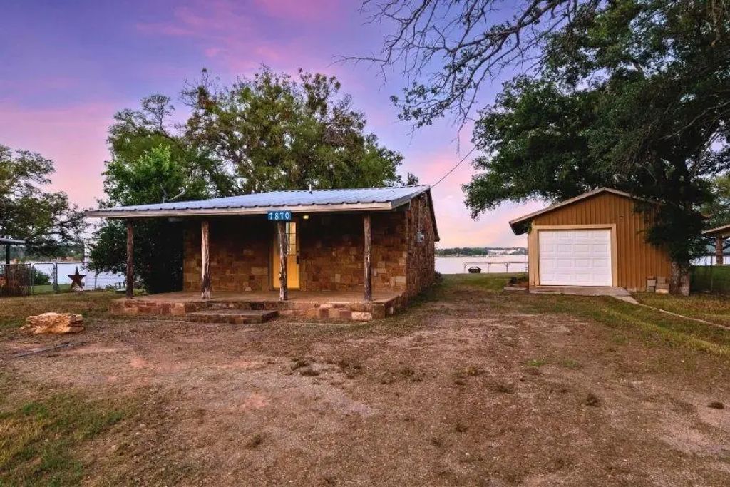 7870 & 7851 County Road 551, Brownwood