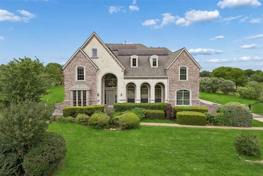 631 Lakeridge Drive, Fairview