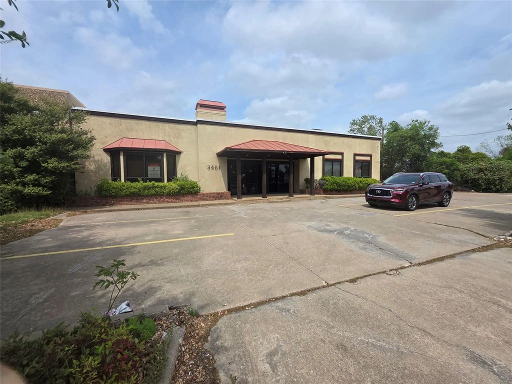3401 Express Drive B, Garland