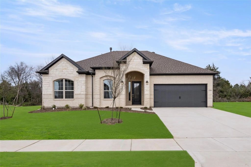 2336 High Plain Lane, Waxahachie
