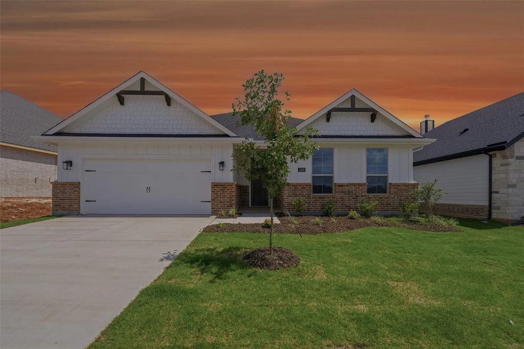 1209 Colca Drive, Springtown