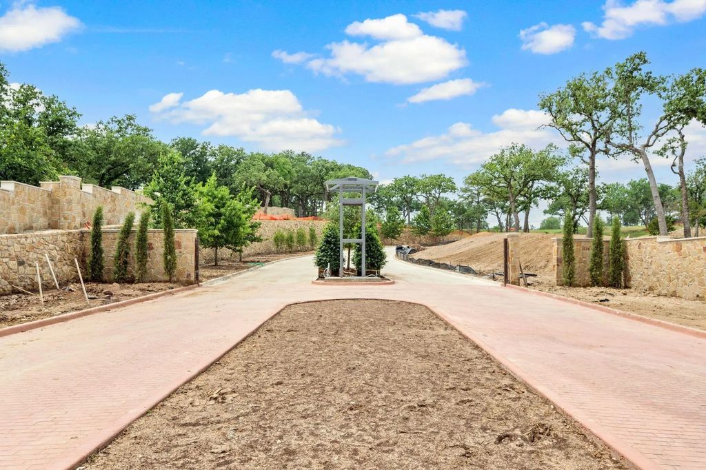 6900 Pool Road, Colleyville