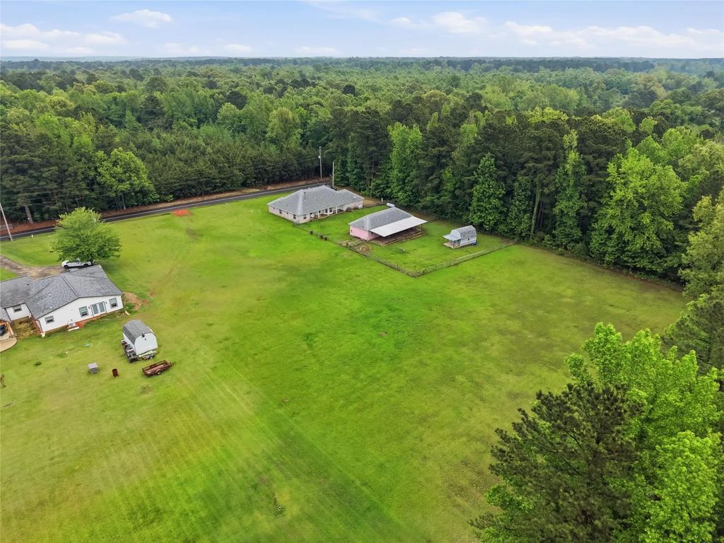 561 Wells Road, Haughton