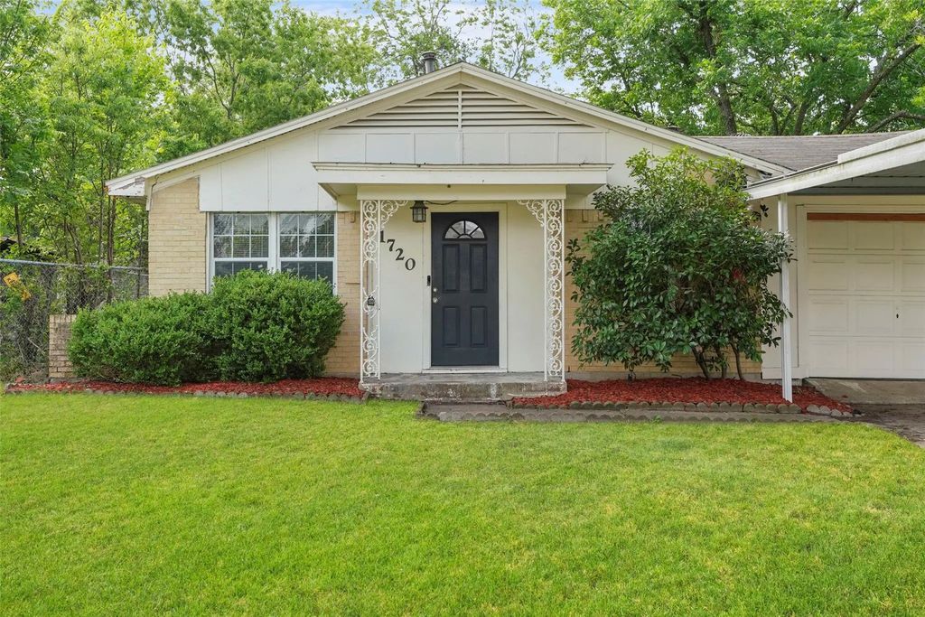 1720 Longview Street, Mesquite