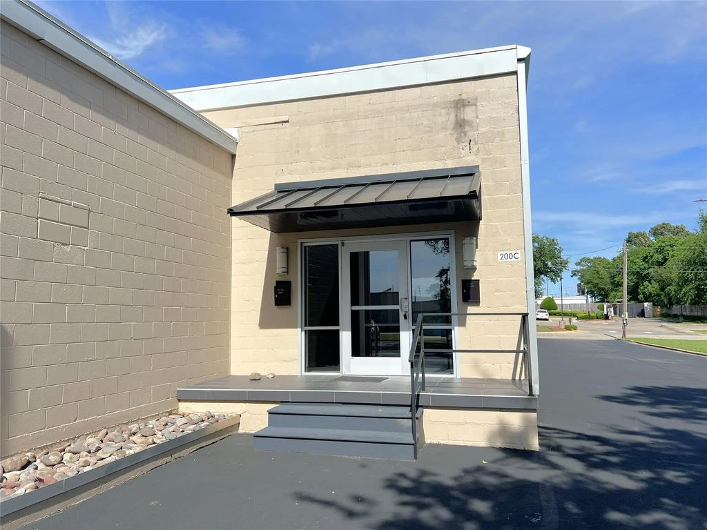 200 Shannon Road W, Sulphur Springs