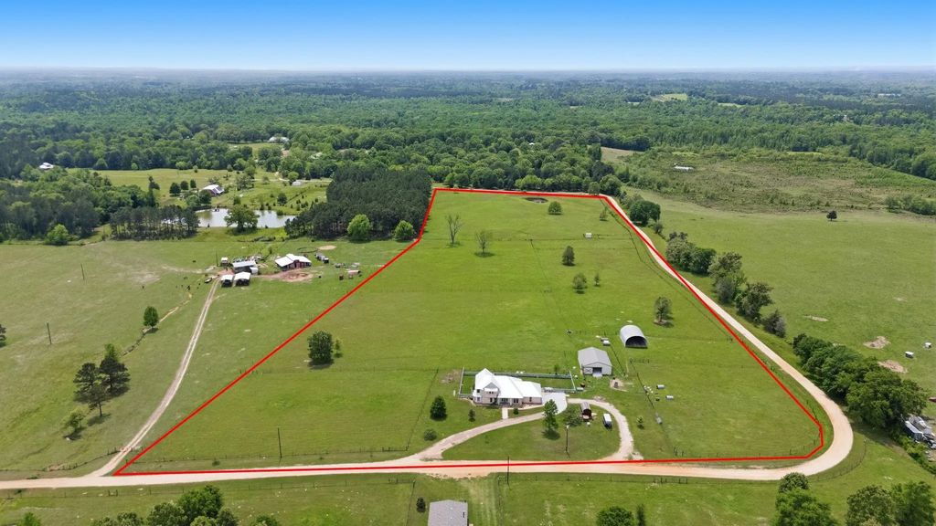 219 W Twin Creeks Trail, Troup