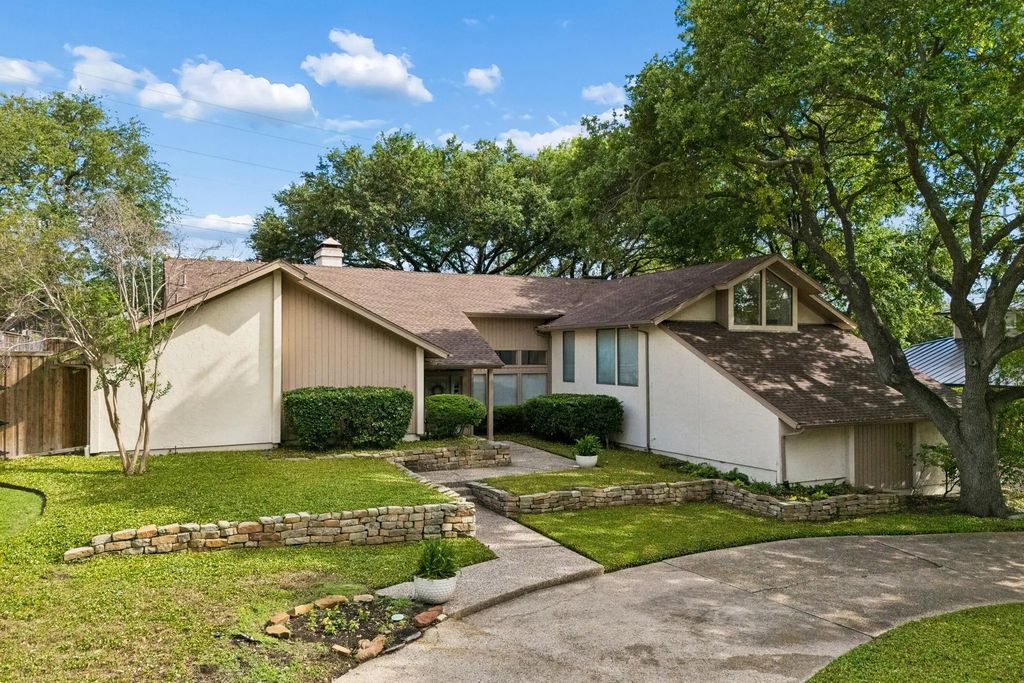 9530 Moss Haven Drive, Dallas