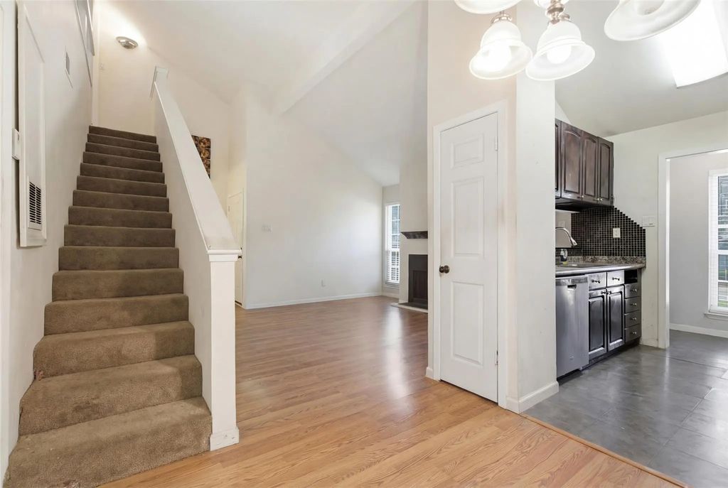 5981 Arapaho Road 602, Dallas
