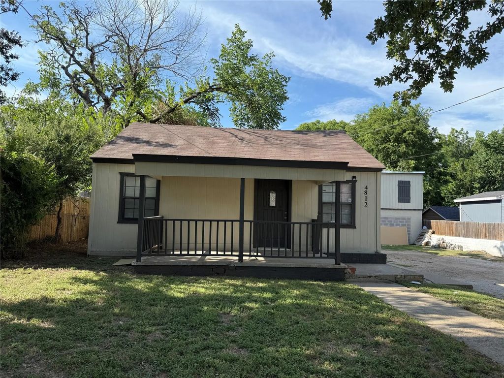 4812 Barbara Road, River Oaks