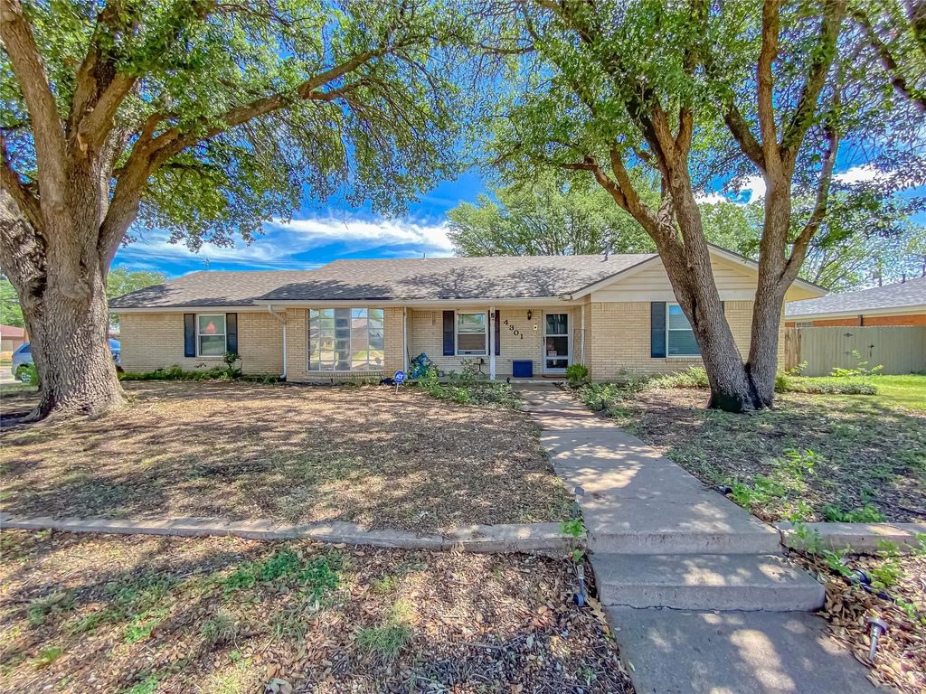 4301 Caprock Road, Abilene