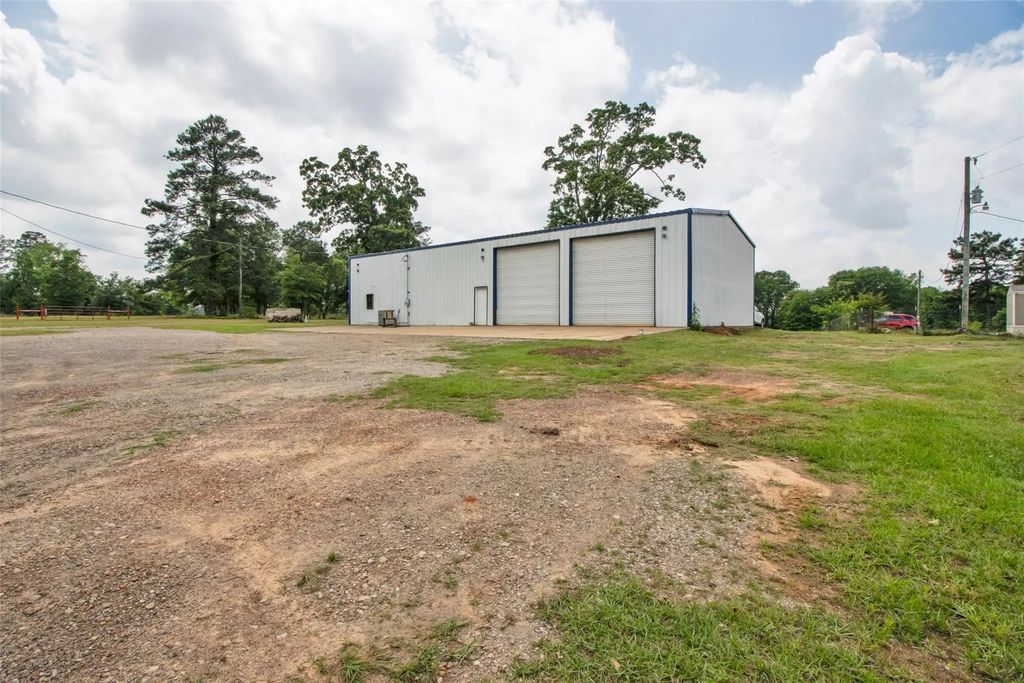 112 Lori Lane, Longview