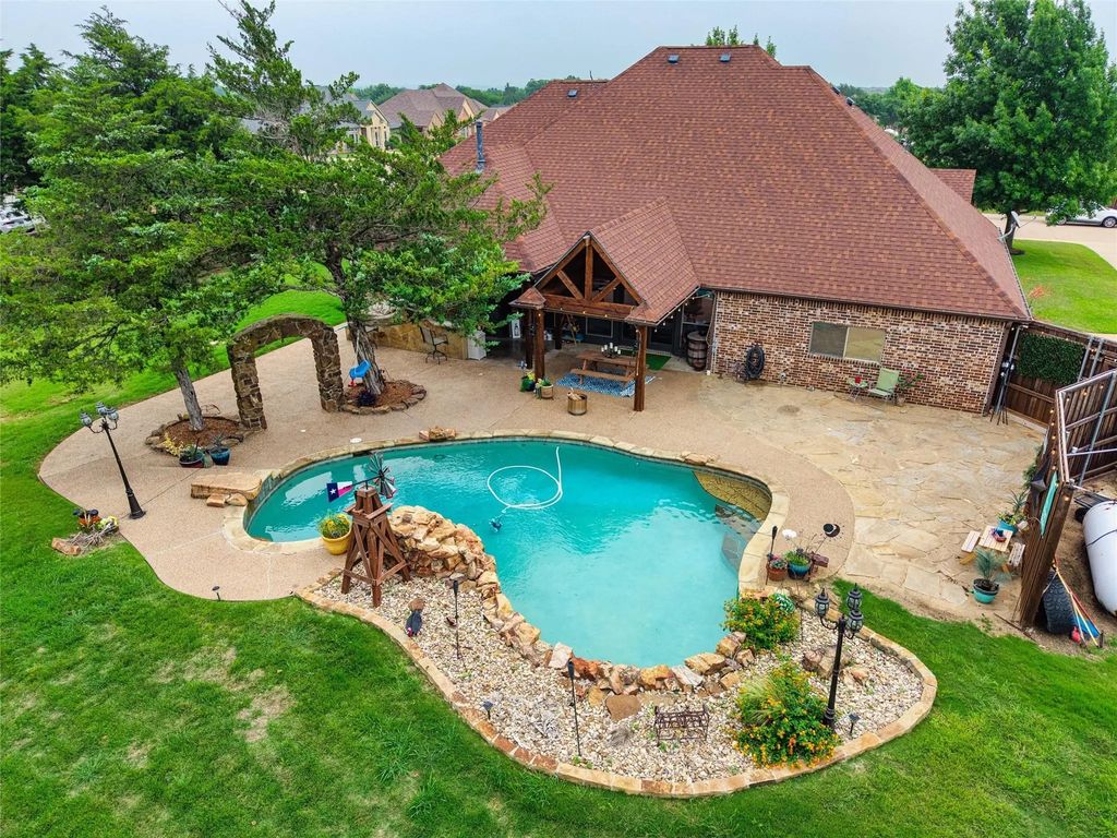 1561 Saint Andrews Drive, Red Oak