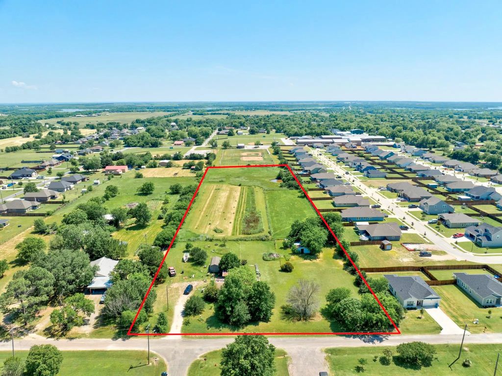 305 Swaha Drive, Tioga