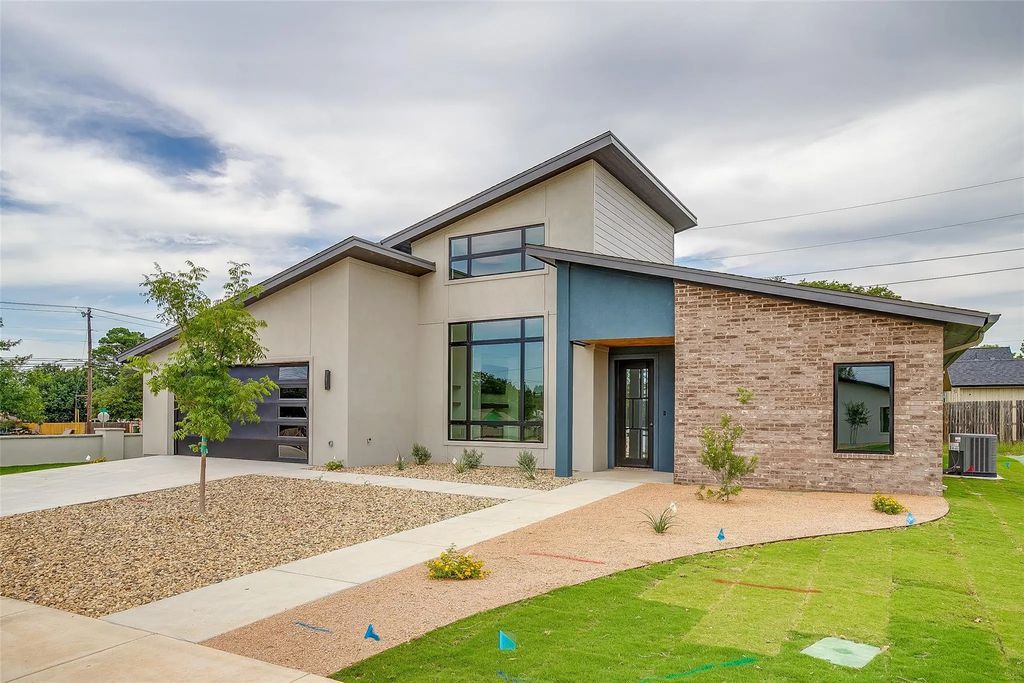 2601 Easy Street, Mineral Wells