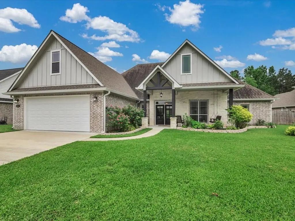 111 Rustic Pines Drive, Lufkin