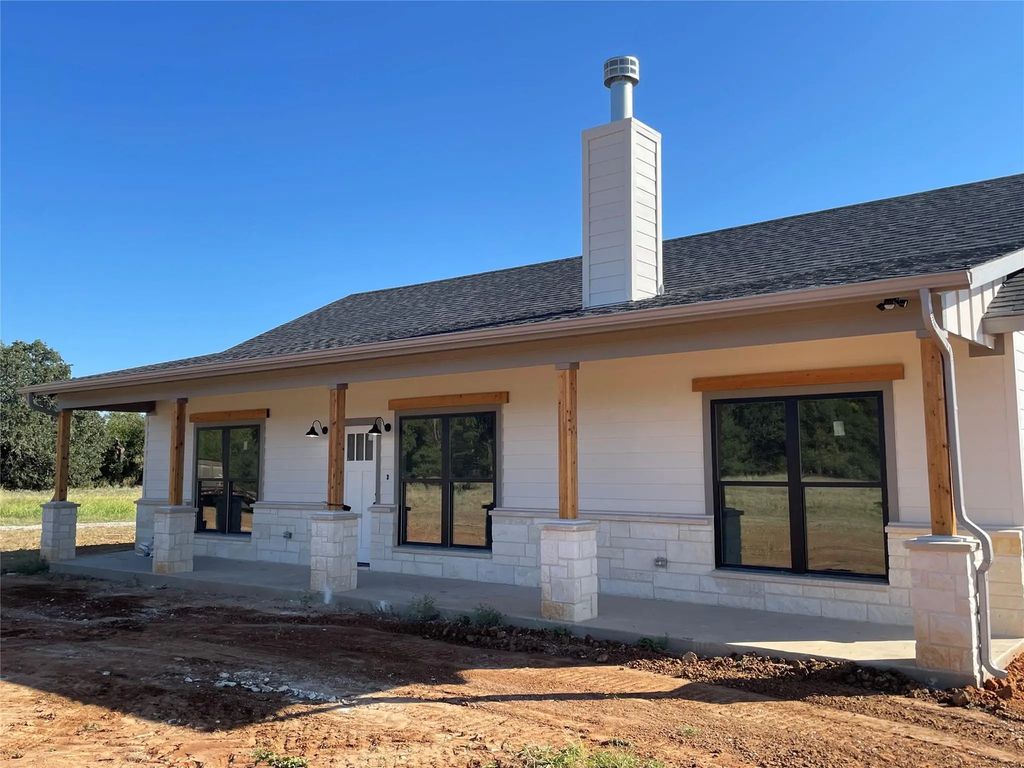 159 Lake Valley Road, Sunset