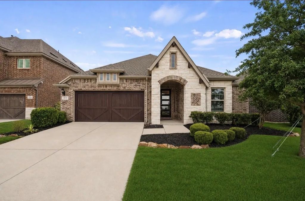 2532 Governors Boulevard, Heath