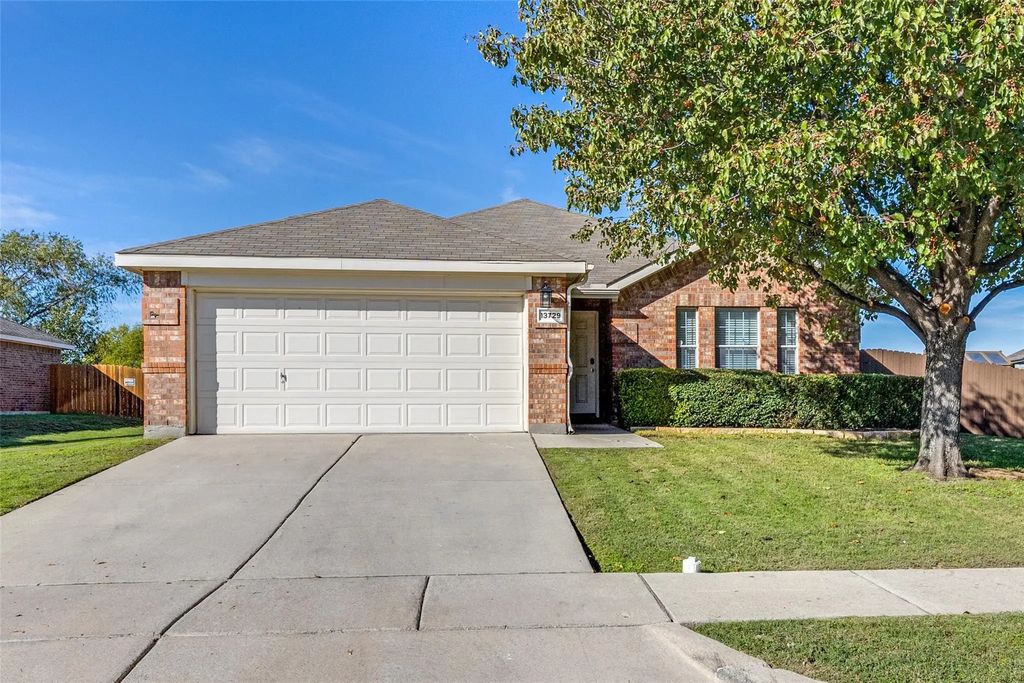 13729 Village Vista Drive, Fort Worth