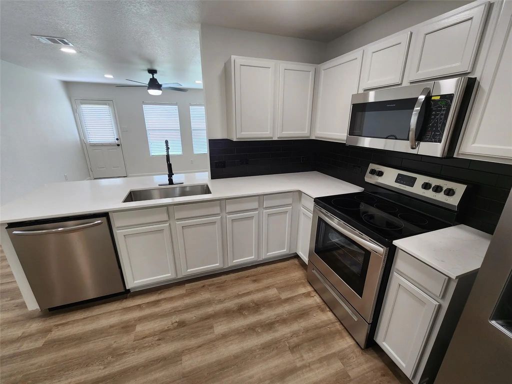 12808 Kingsgate Drive, Rhome