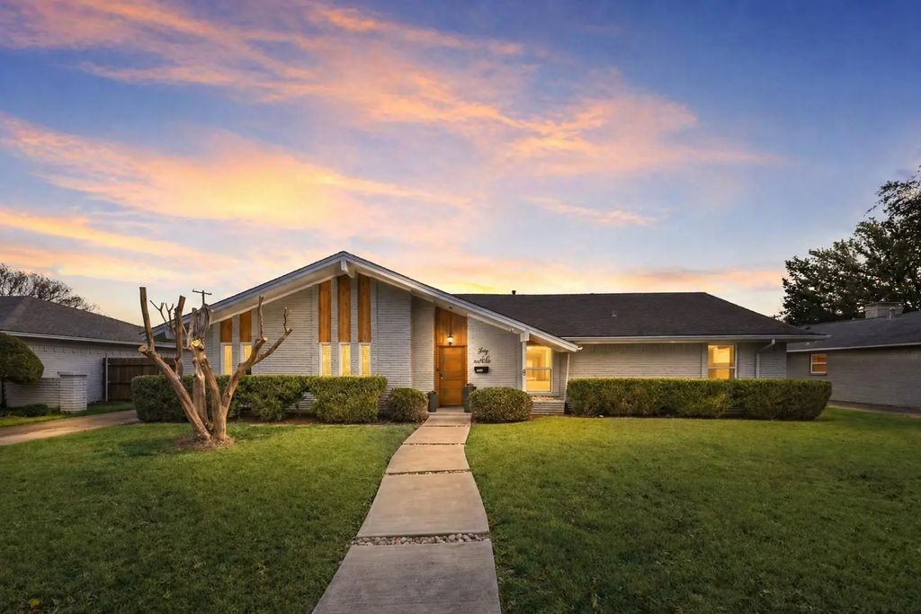 10040 Spokane Circle, Dallas