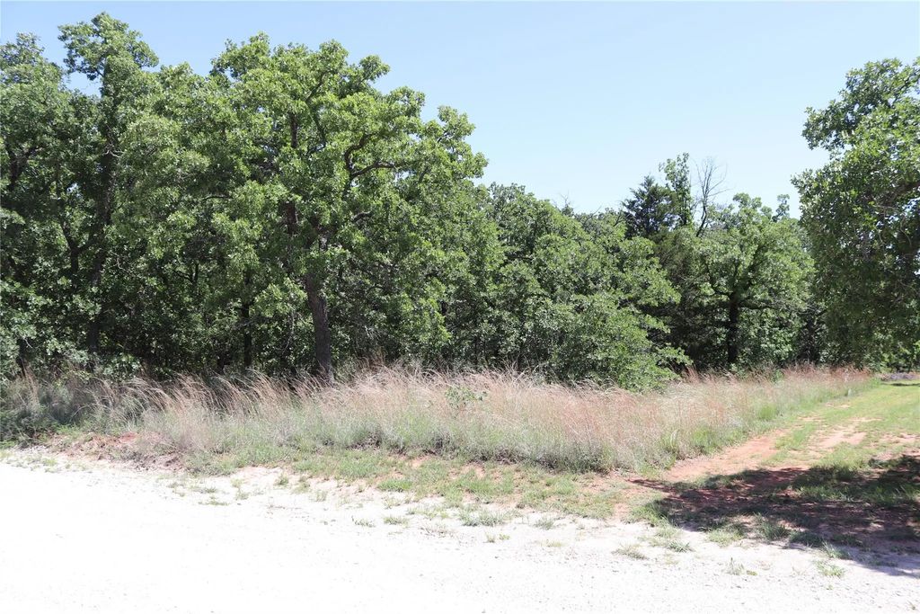 169 Rivercrest Drive, Nocona
