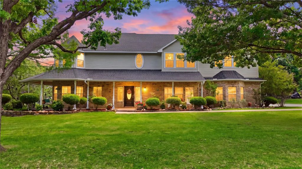 23 Santa Monica Circle, Lucas