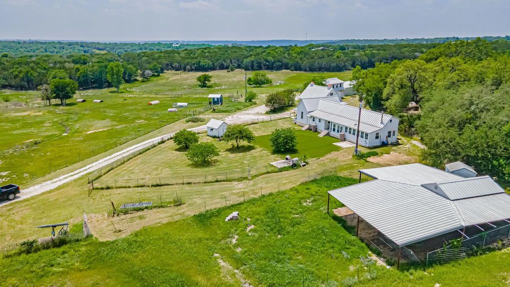 9200 Mitchell Bend Court, Granbury