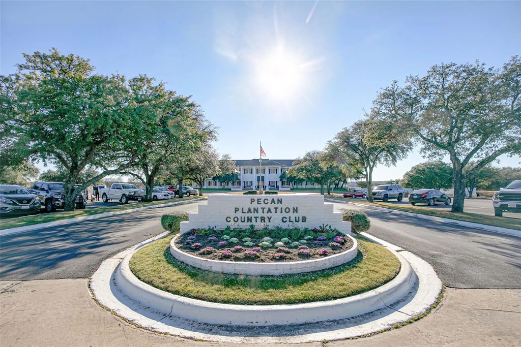 2501 Birchwood Drive, Granbury