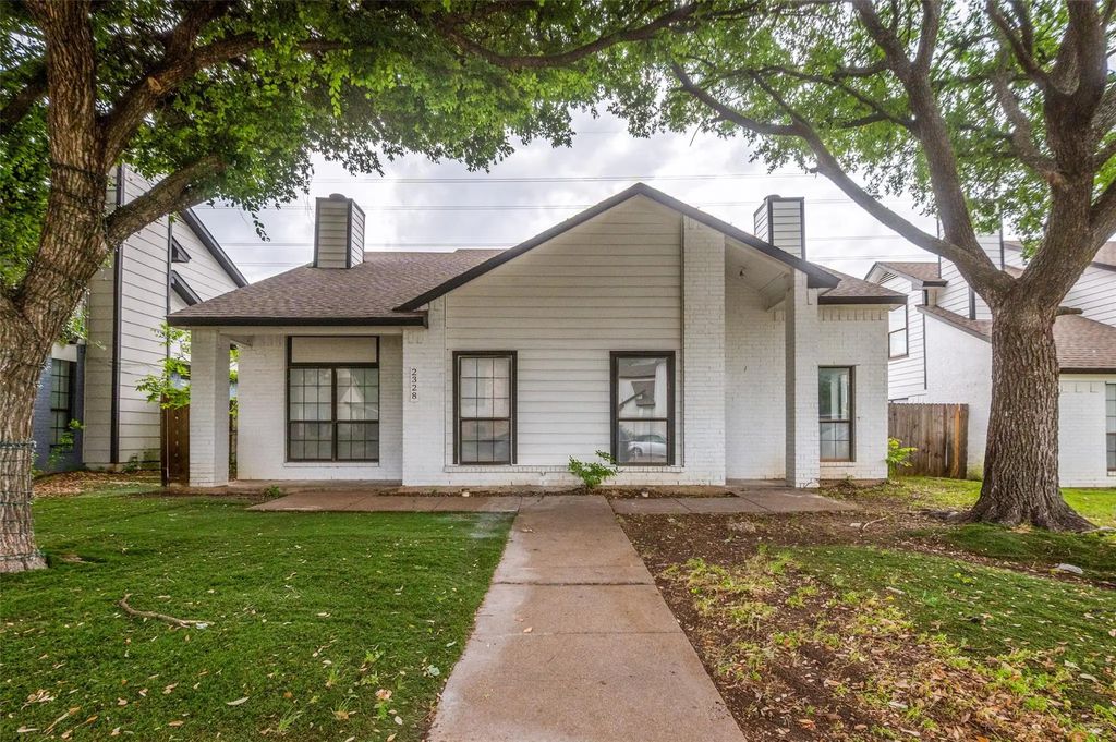 2326 Sherry Street, Arlington