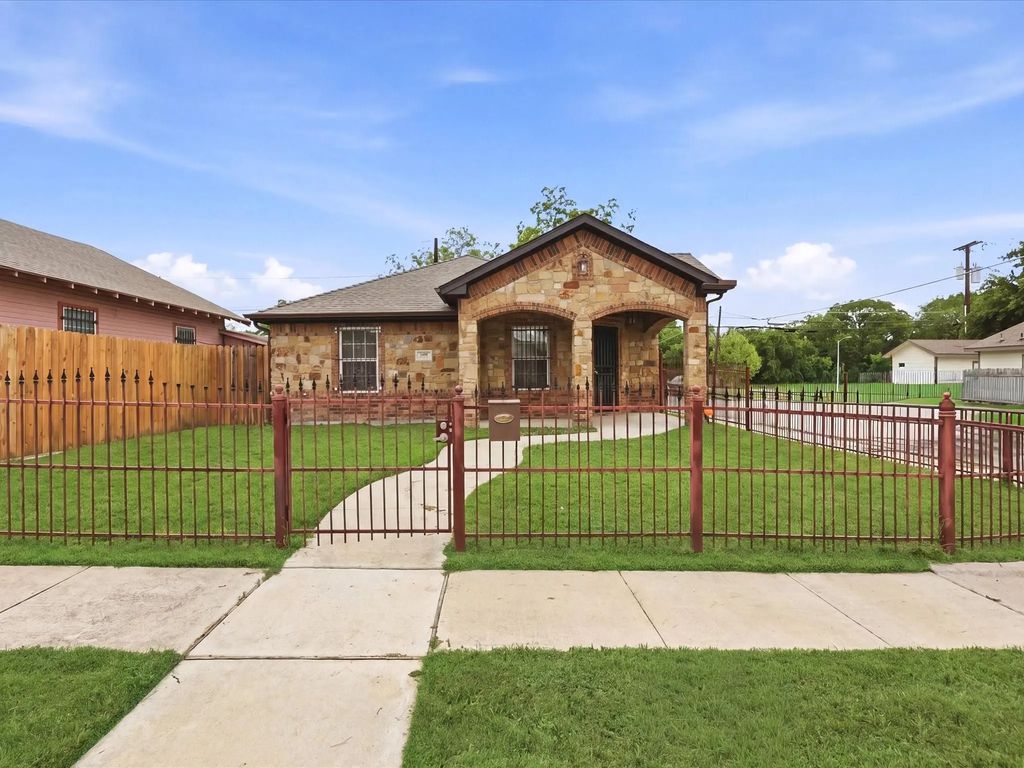 1400 Stewart Street, Fort Worth