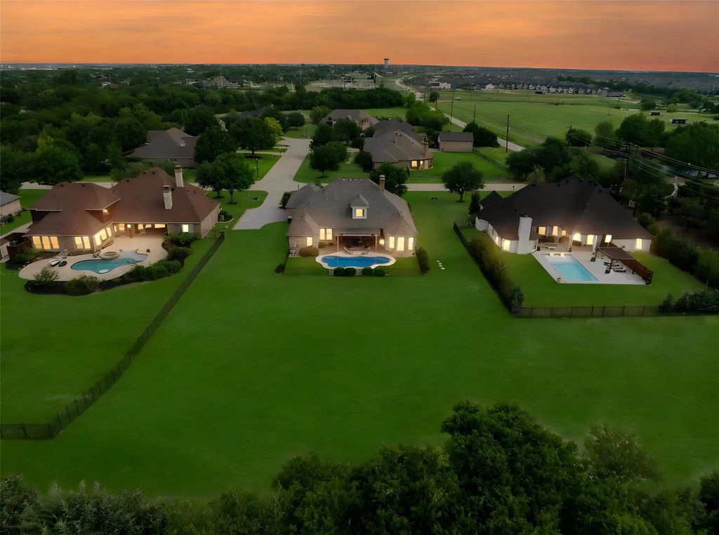 2000 Fair Oaks Lane, Prosper