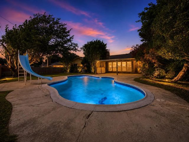1622 Wendy Way, Richardson