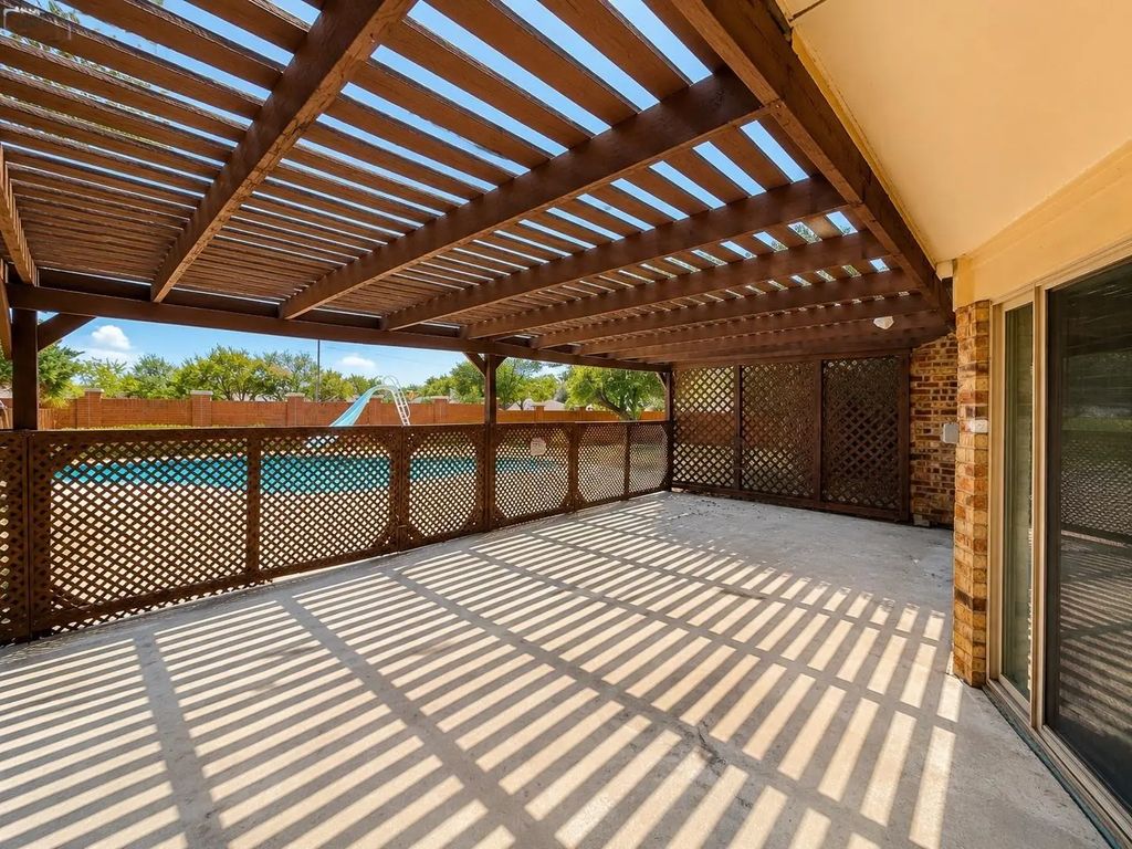 1622 Wendy Way, Richardson