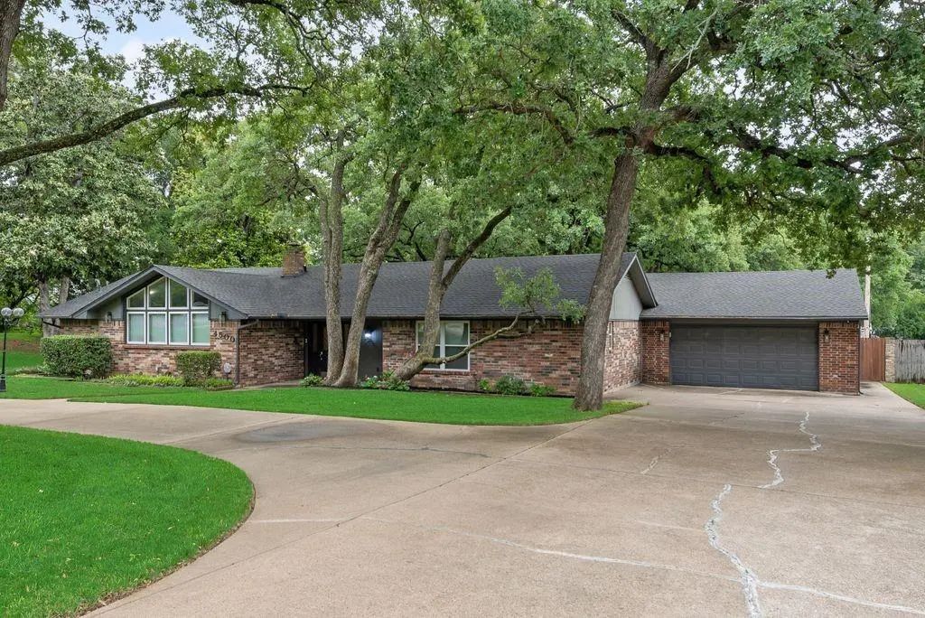 4500 Hacienda Drive, Arlington