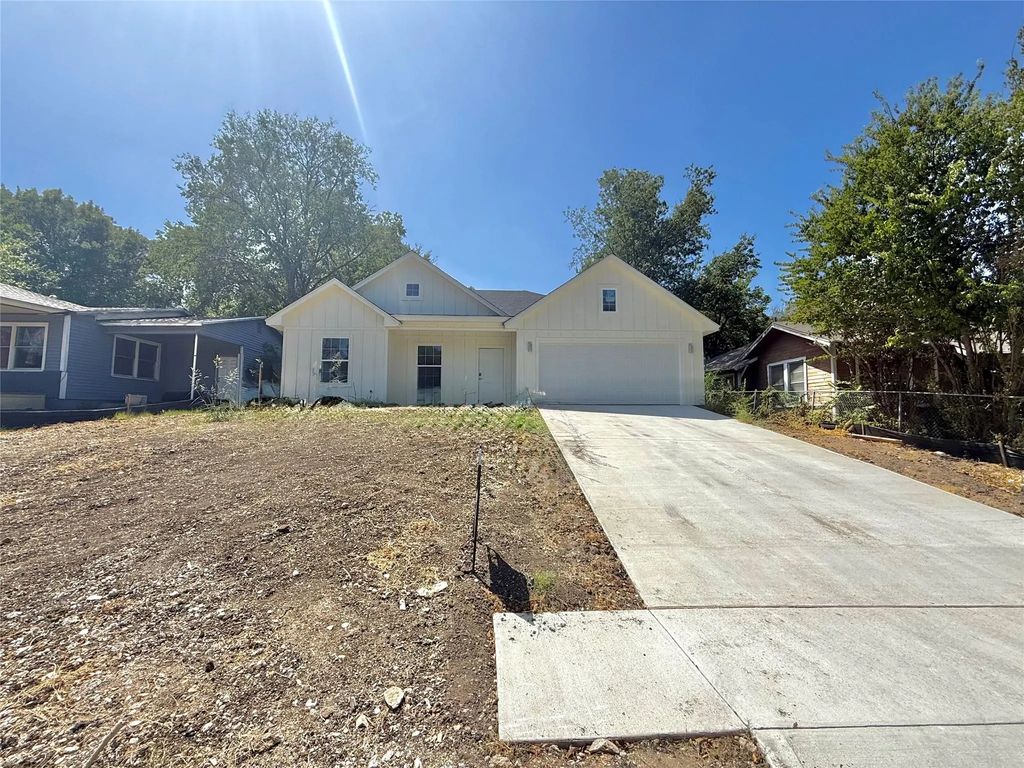 2109 Jane, Waco