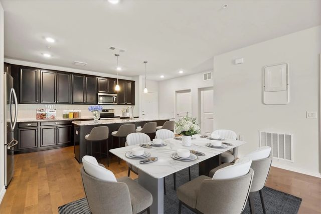 651 N Watters Road 7202, Allen