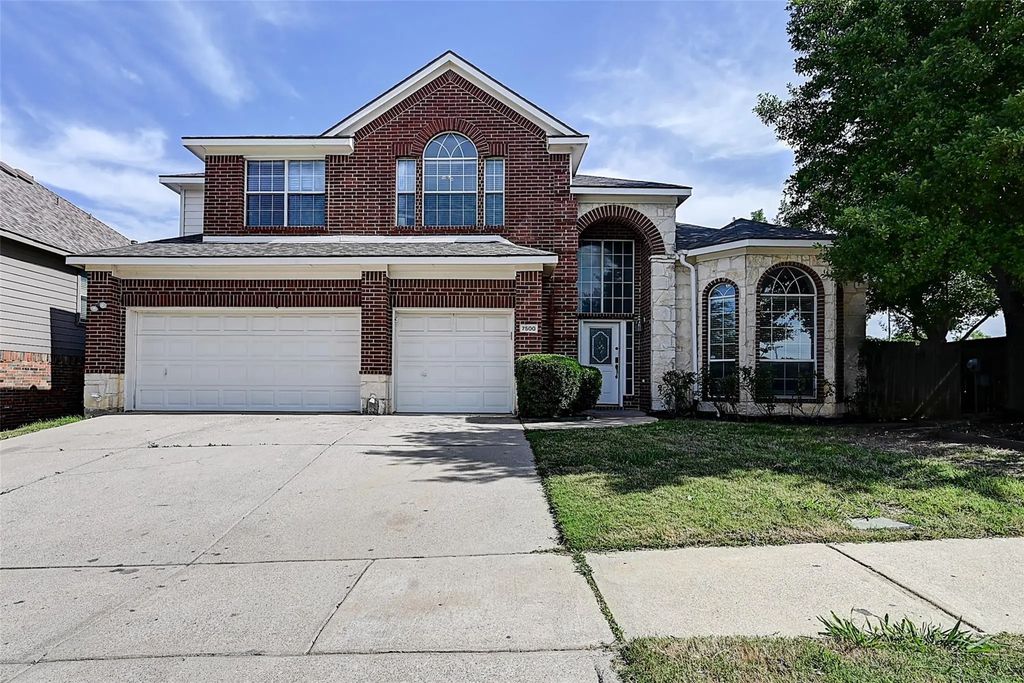 7500 Parkgate Drive, Fort Worth
