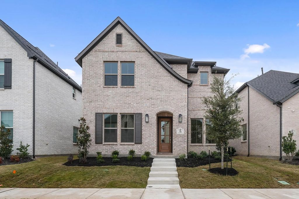 716 Kendall Lane, Celina