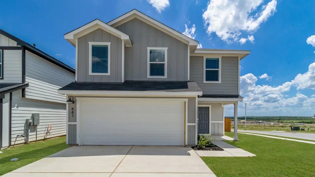 2132 Chantilly Lane, Arlington